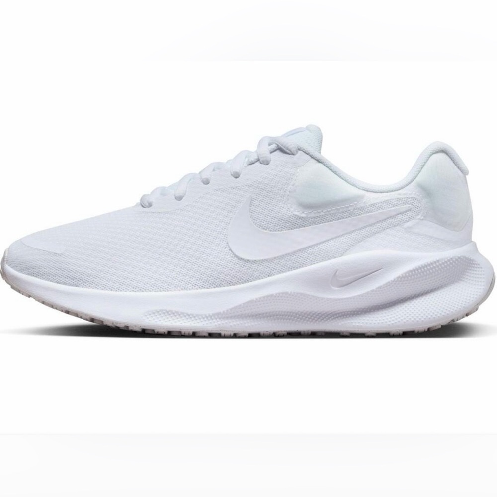 NWT Nike White Women's Sneakers